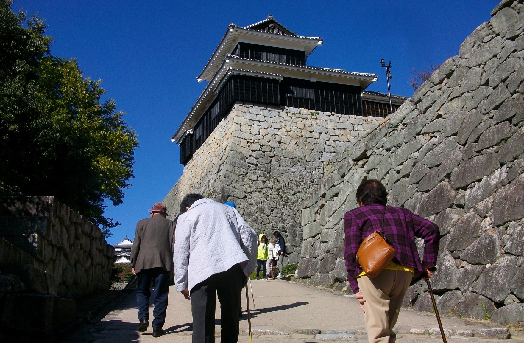 本⼭町⾝体障害者連盟